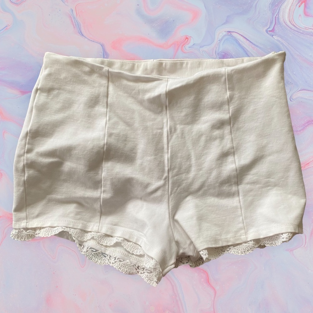 White stretchy lace trim high waisted shorts